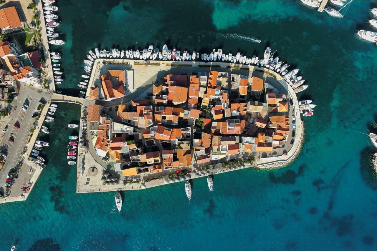 Roko Apartment Tribunj (Sibenik-Knin)